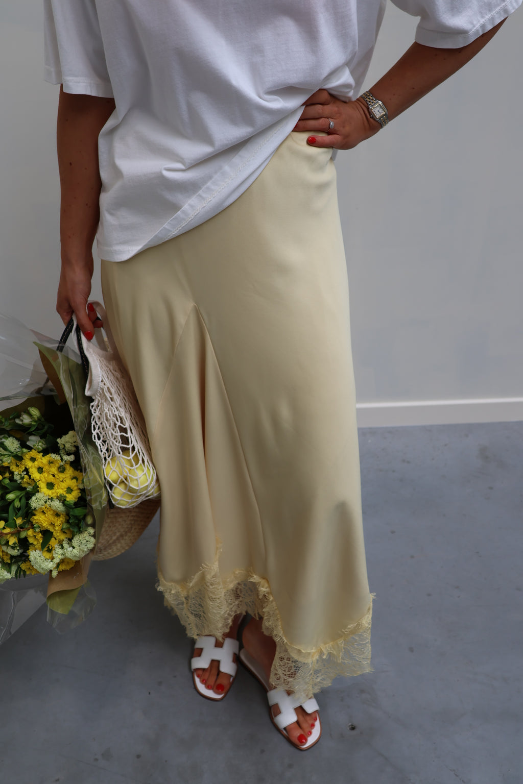 Esther lace detail rok geel