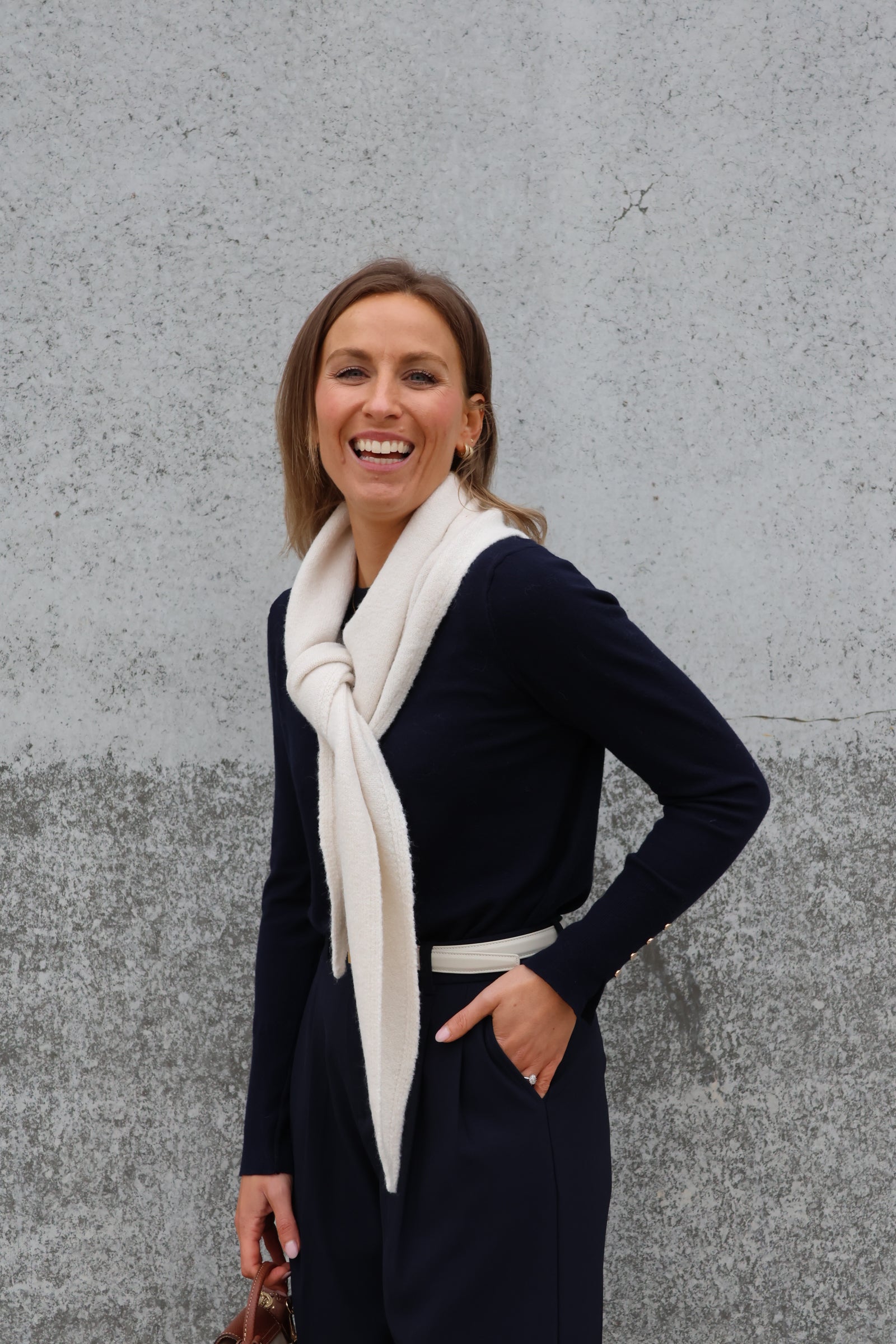 Romy sjaaltje gebroken wit