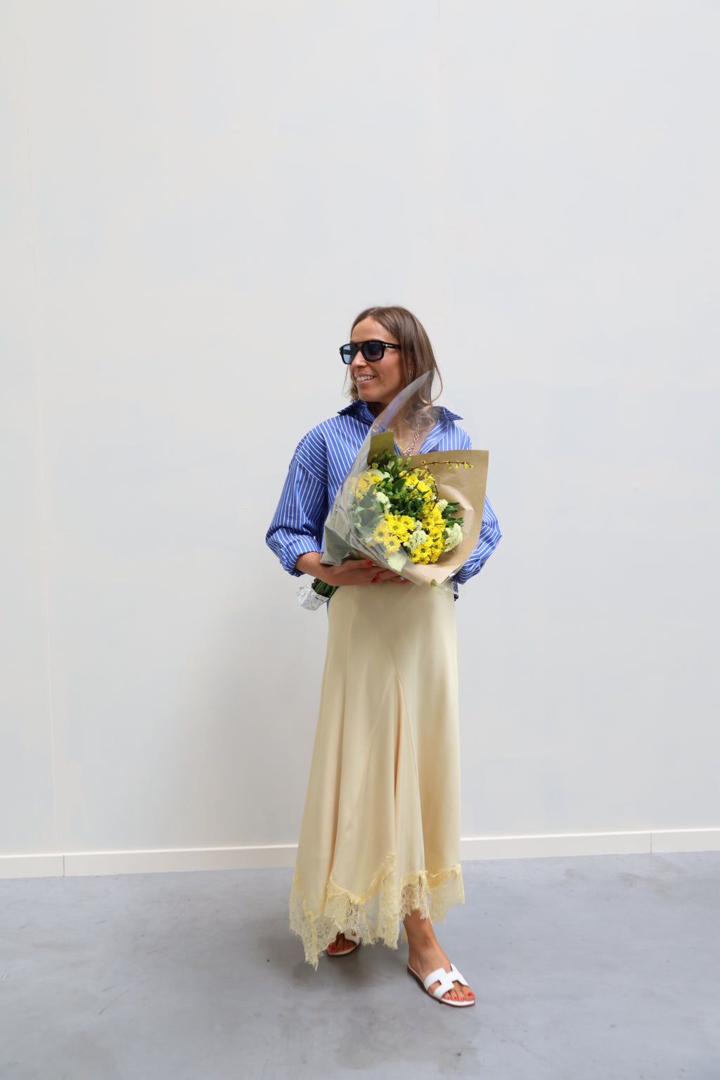 Esther lace detail rok geel