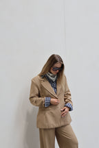 Iris blazer camel