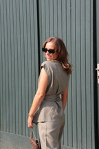 Aveline mouwloze blouse zachtgroen
