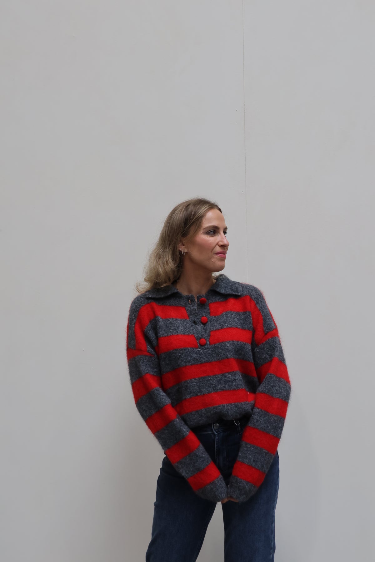 Hailey trui gestreept met polokraag en cropped detail