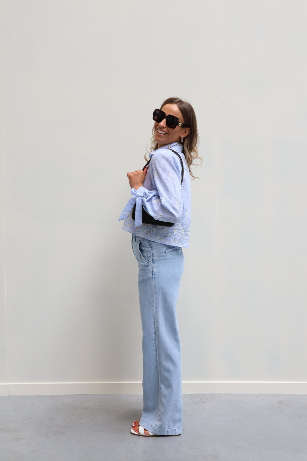 Solène broderie blouse blauw