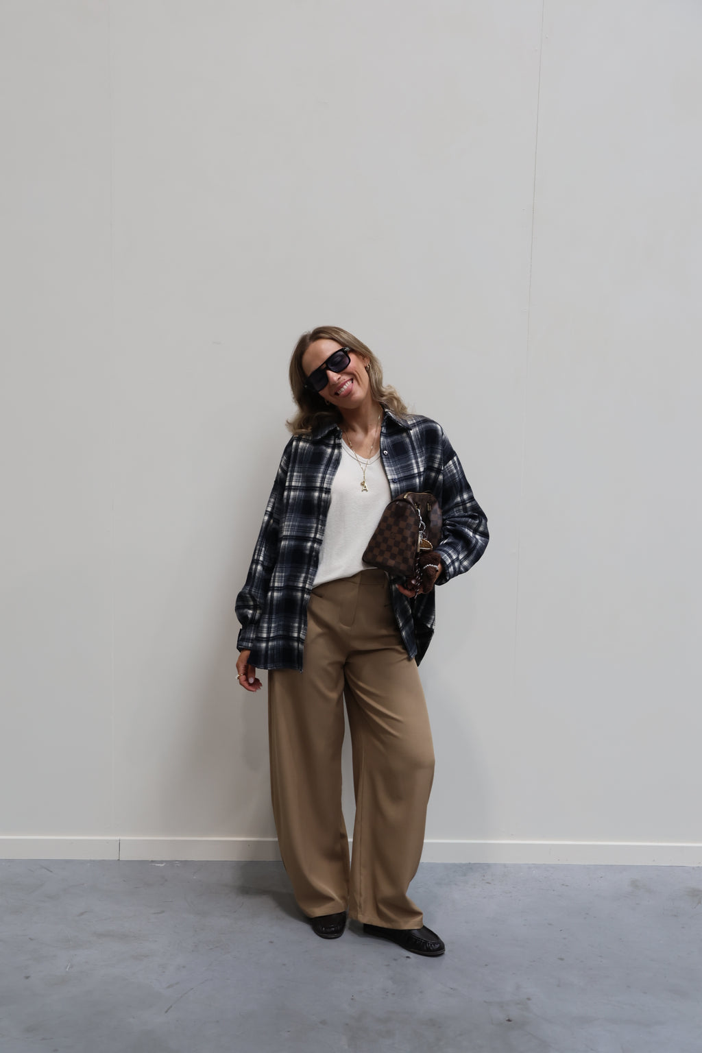 Febe longsleeve met v-hals crème