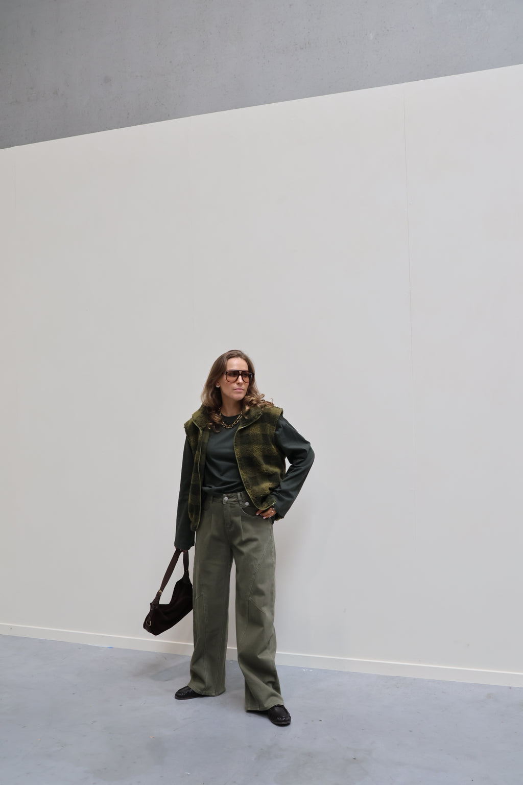 Annabel oversized longsleeve kaki