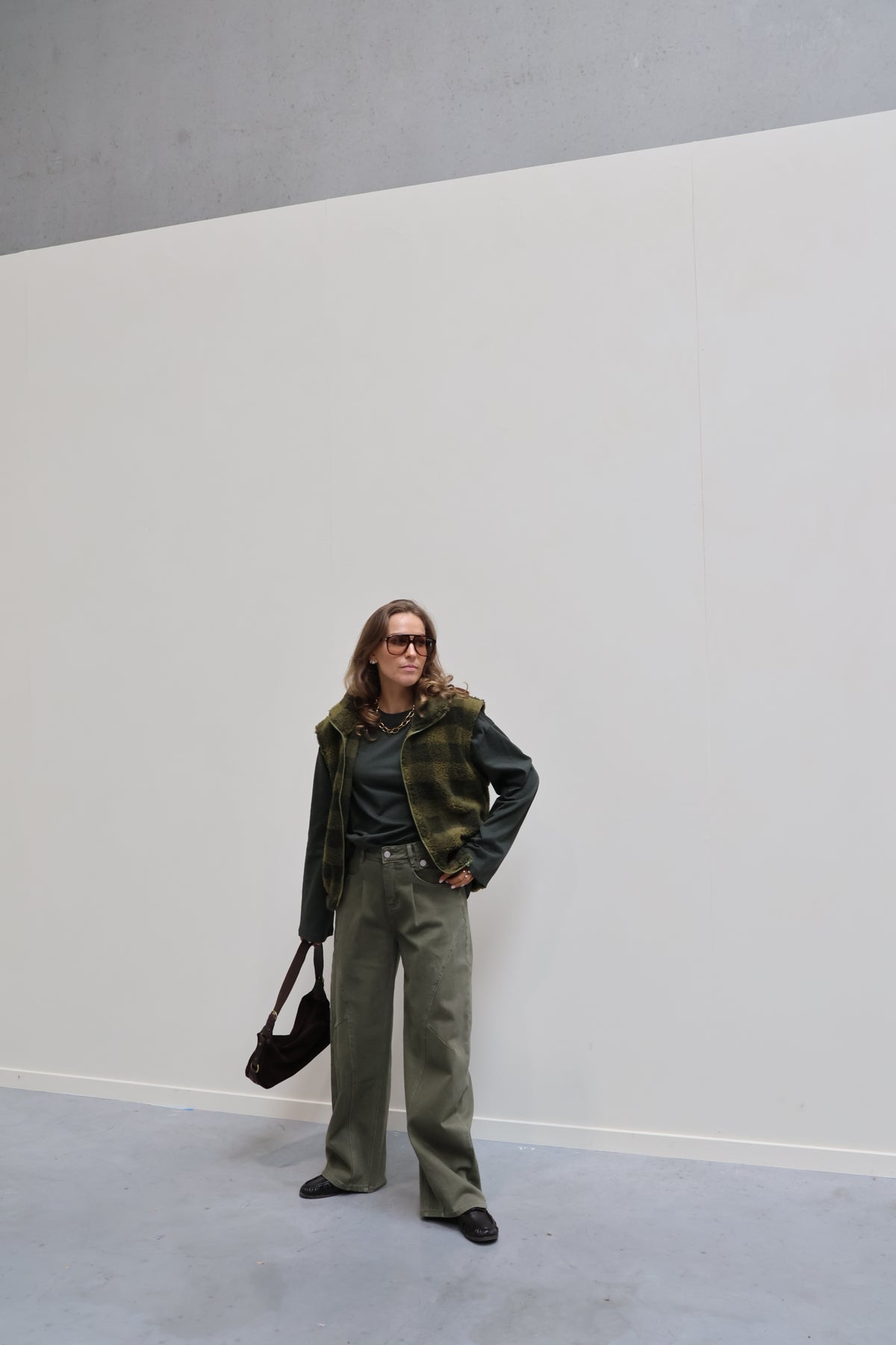 Annabel oversized longsleeve kaki