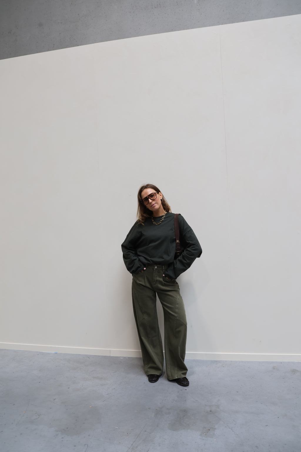 Annabel oversized longsleeve kaki