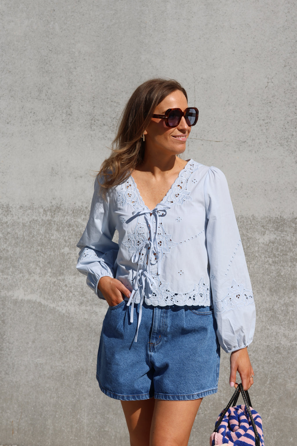 Nena blouse met details blauw