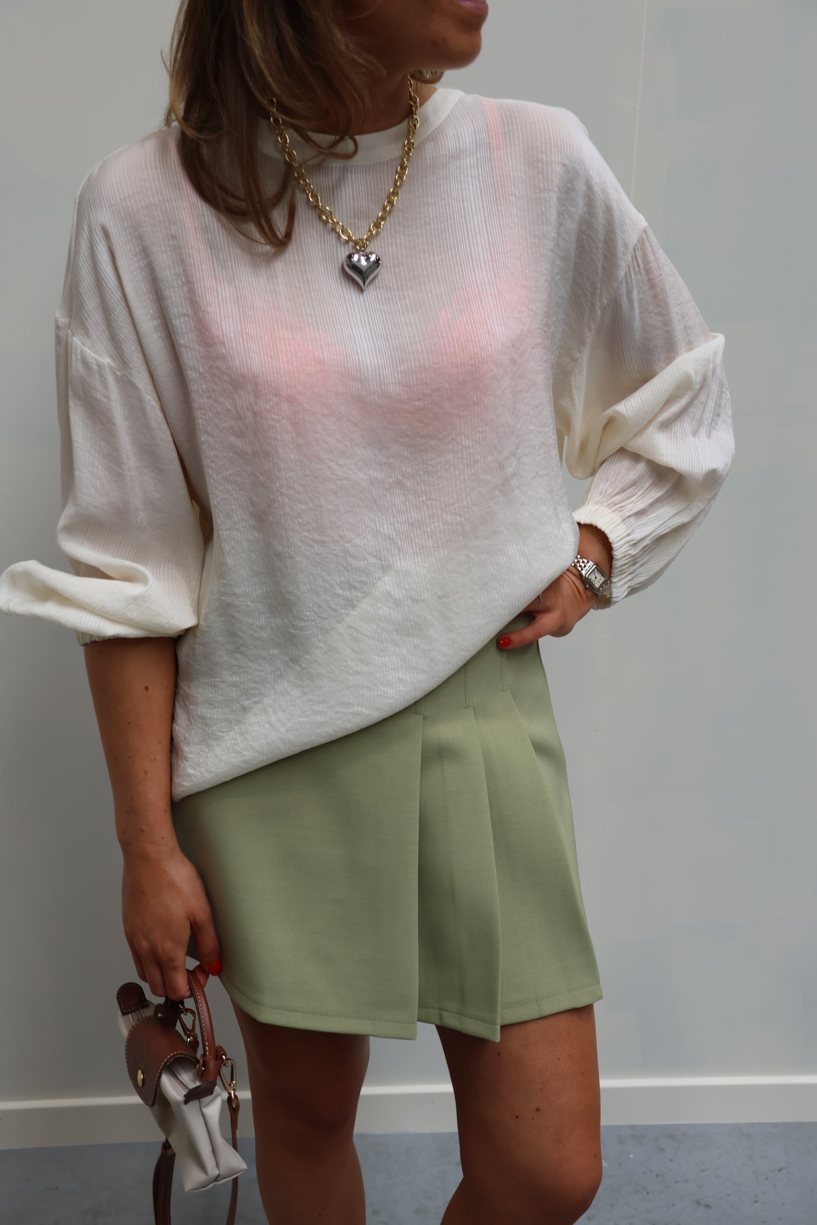 Luchtige top met crinkle stof en open rug - offwhite