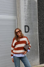 Kiana gestreepte fluffy knit roest