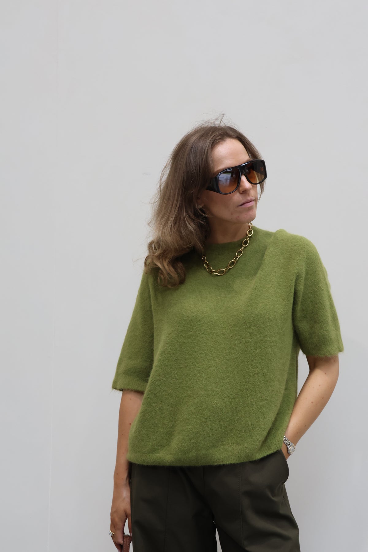 Florien knit met korte mouwen olijfgroen