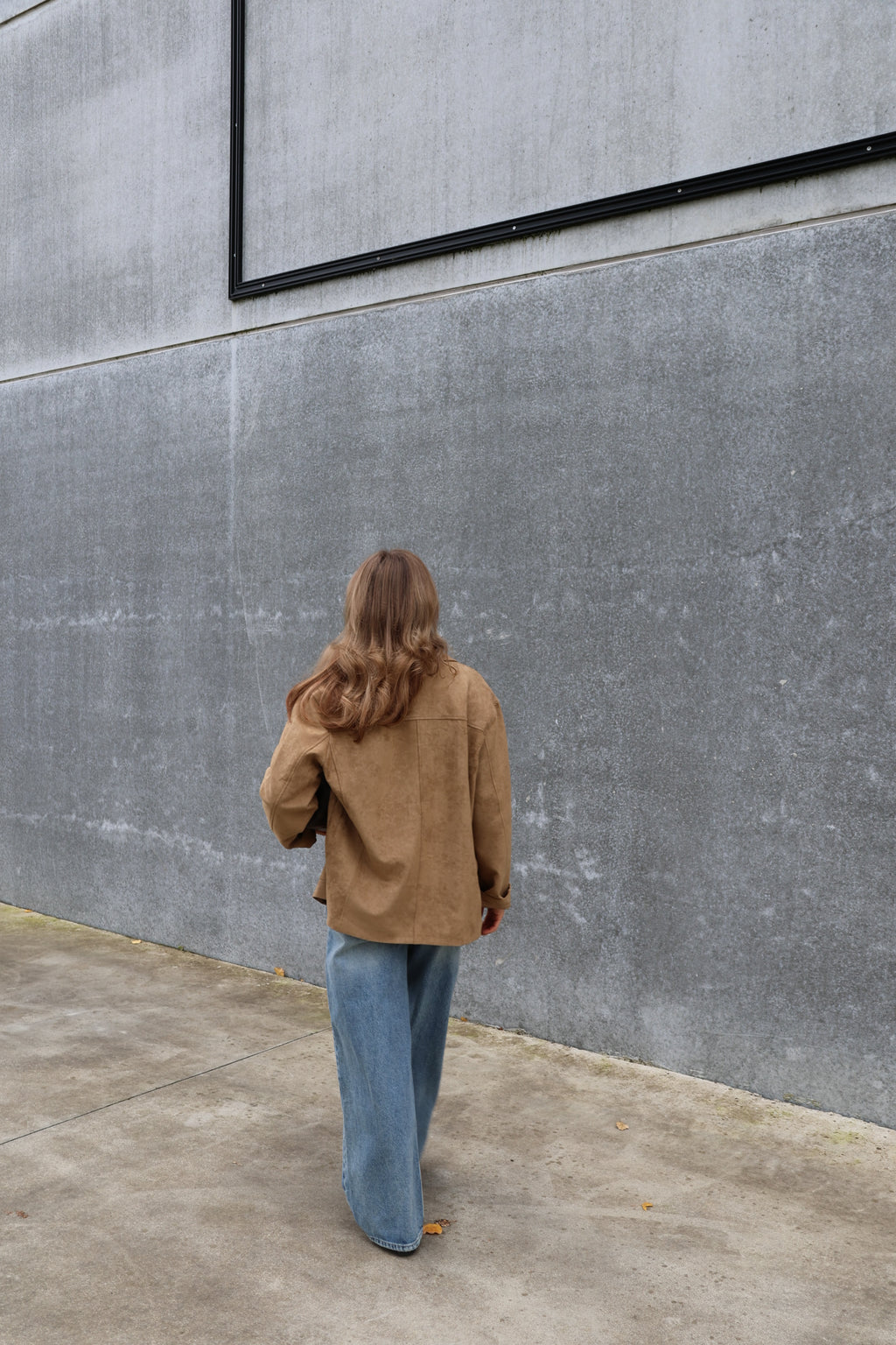 Freya light denim met dubbele knoopsluiting