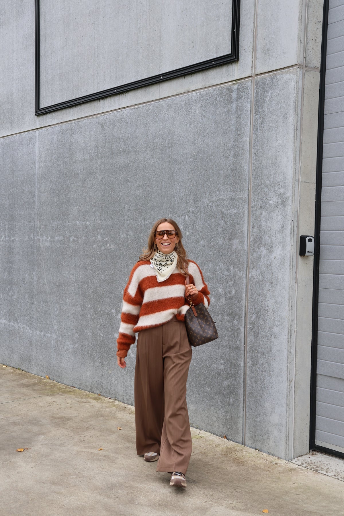 Kiana gestreepte fluffy knit roest