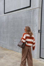 Kiana gestreepte fluffy knit roest