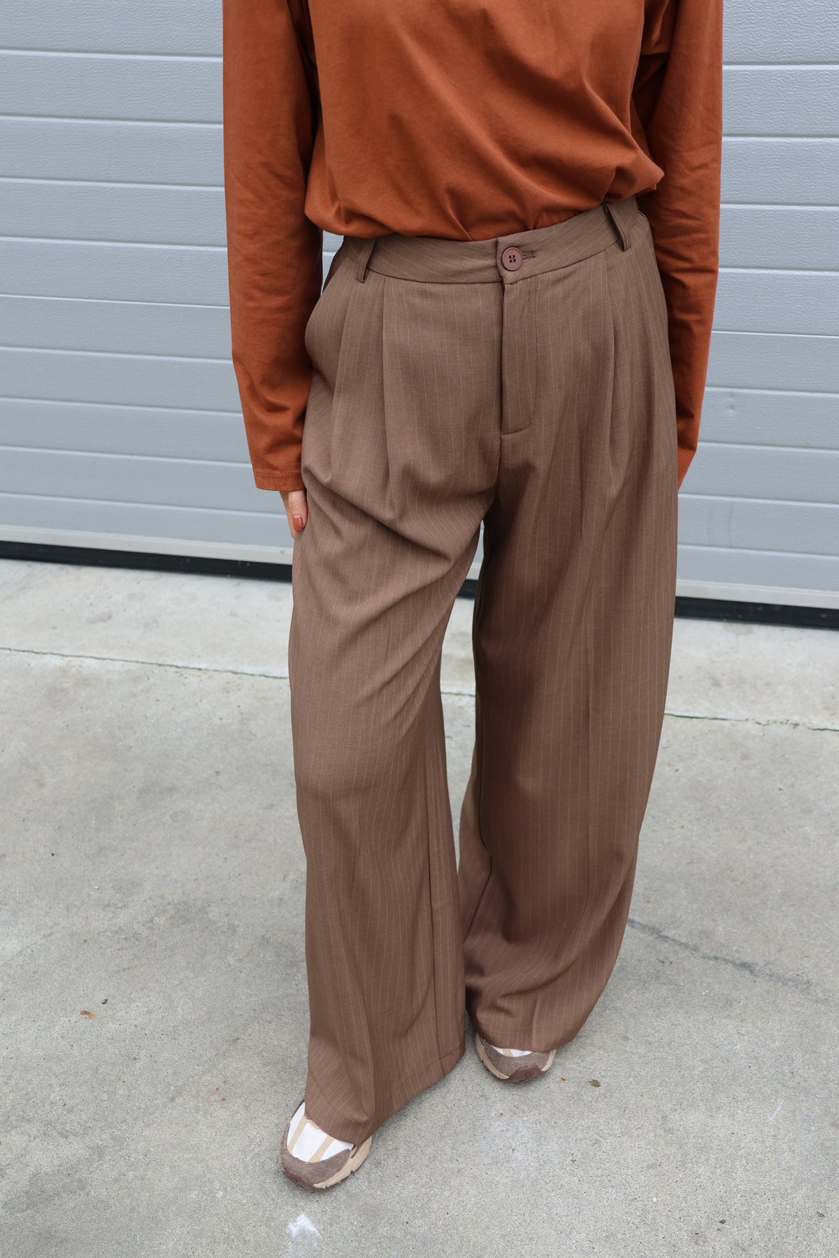 Elke pantalon met krijtstreep camel