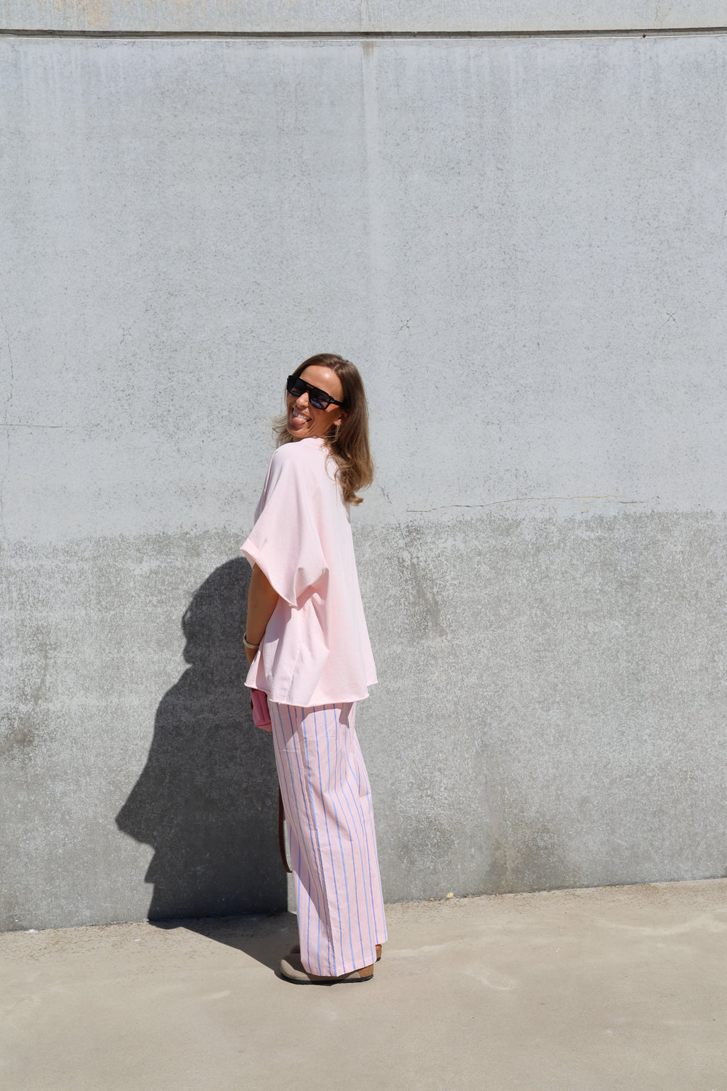 Winnie gestreepte broek met detail roze