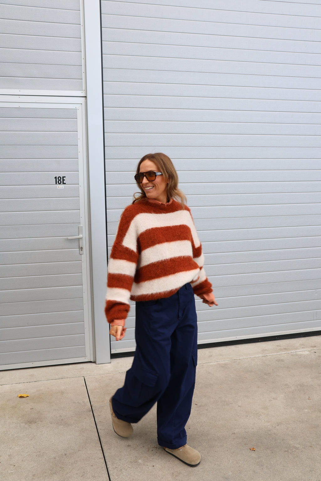 Kiana gestreepte fluffy knit roest