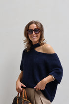 Tille knit met detail marine