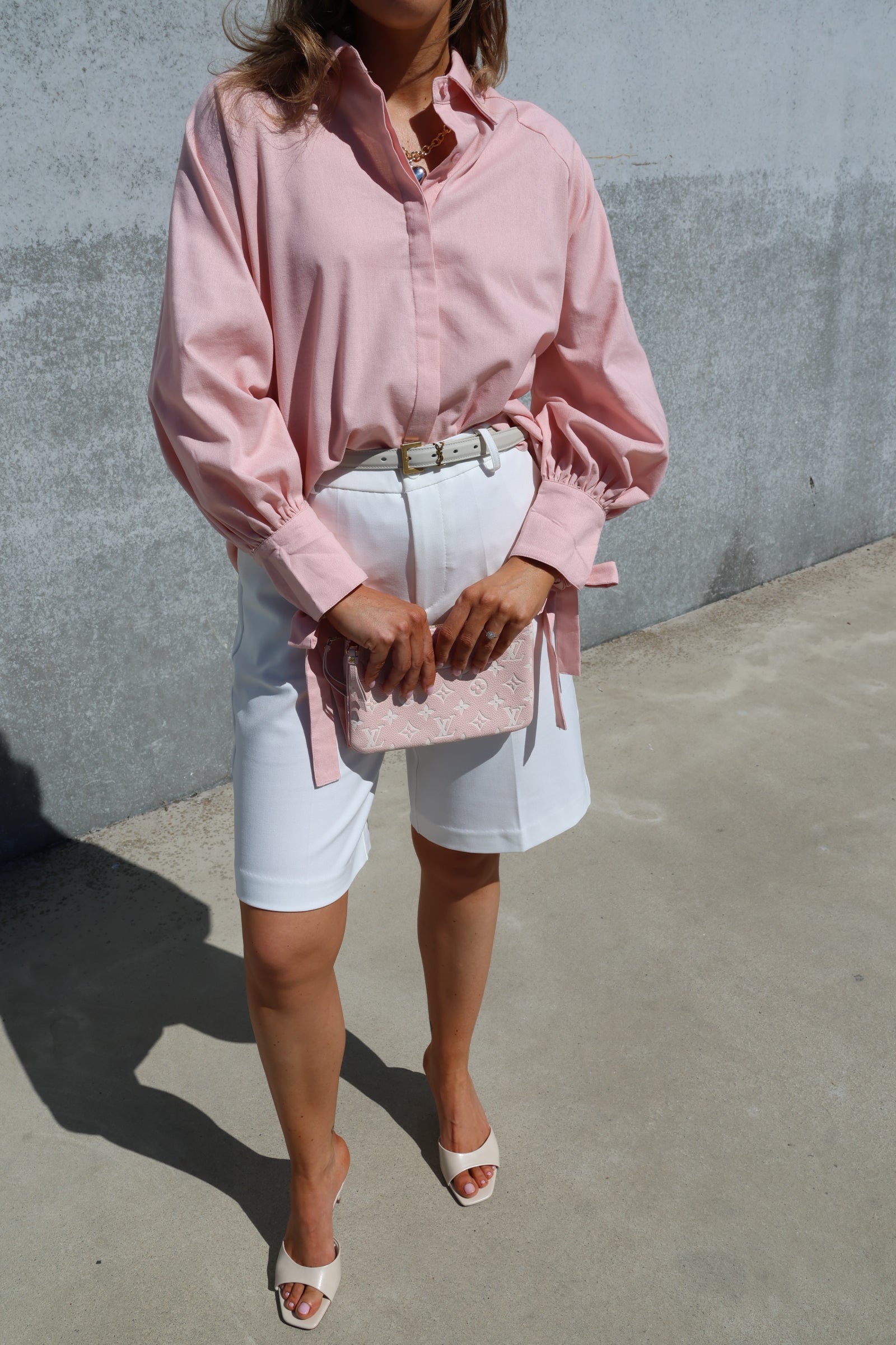 Lola blouse met strikdetail zalmroze