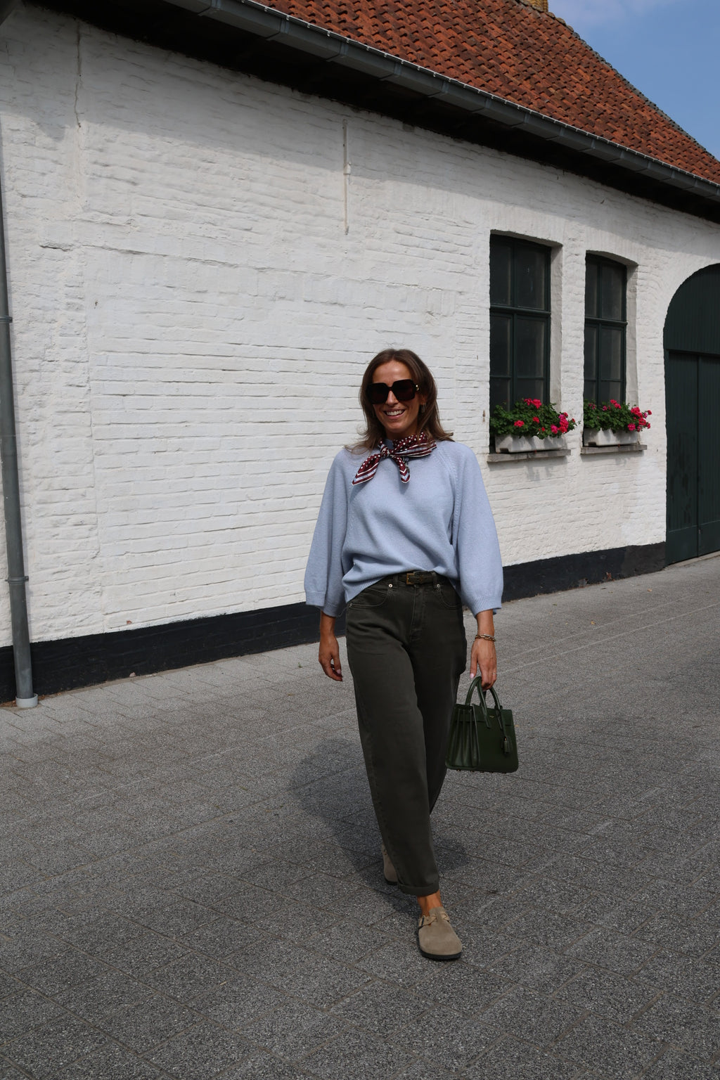 Luka round neck pull lichtblauw