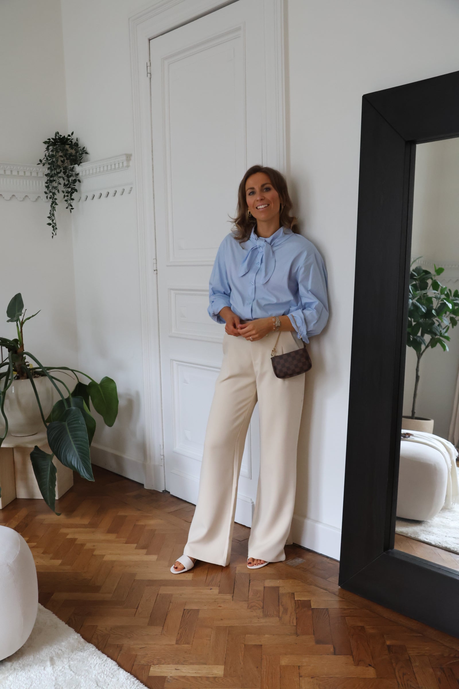 Julie hemdje met strik blauw