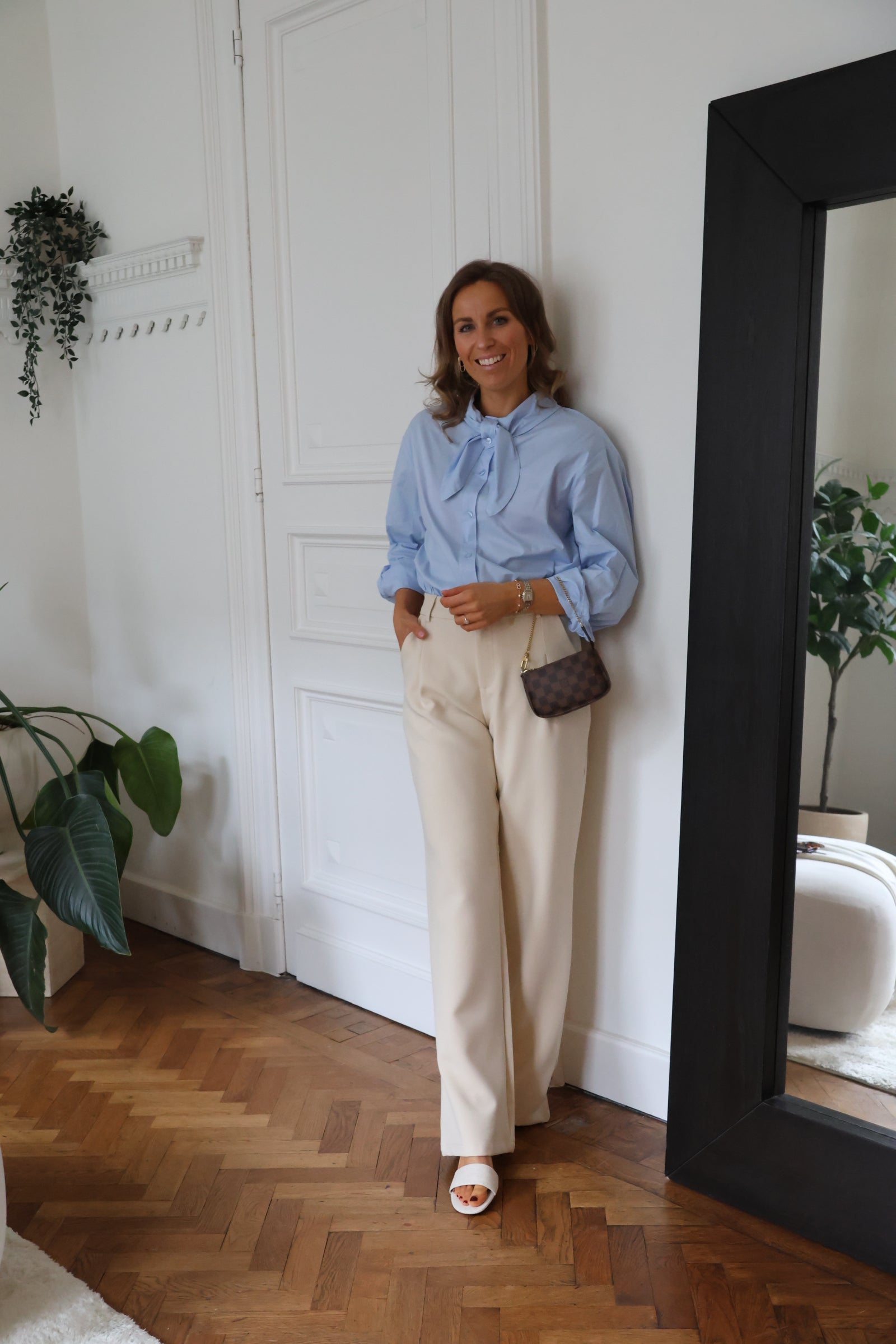 Julie hemdje met strik blauw