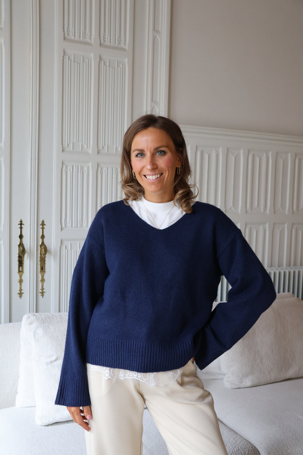 Larissa V-neck knit marine