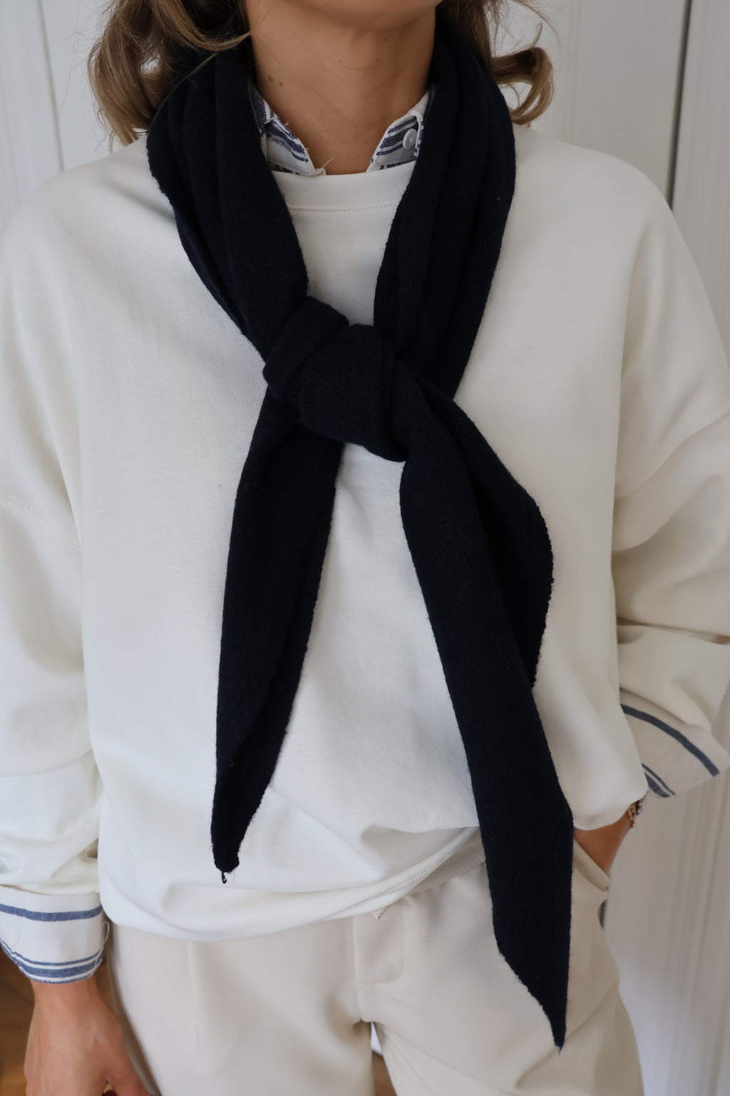 Romy sjaaltje marine