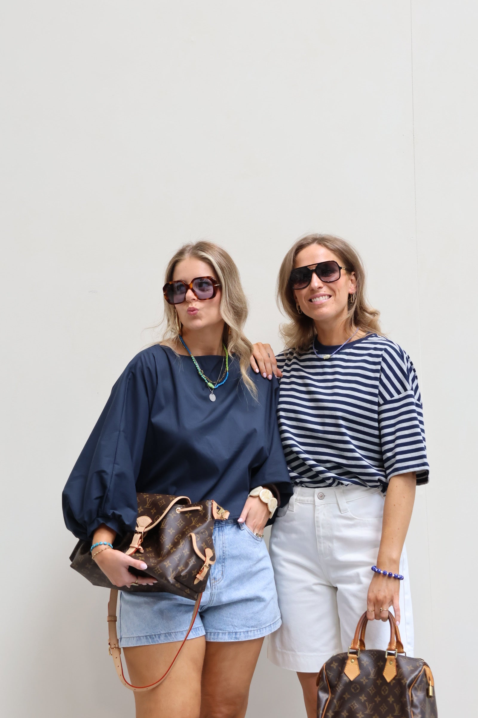 Vive blouse met wijde mouwen marine