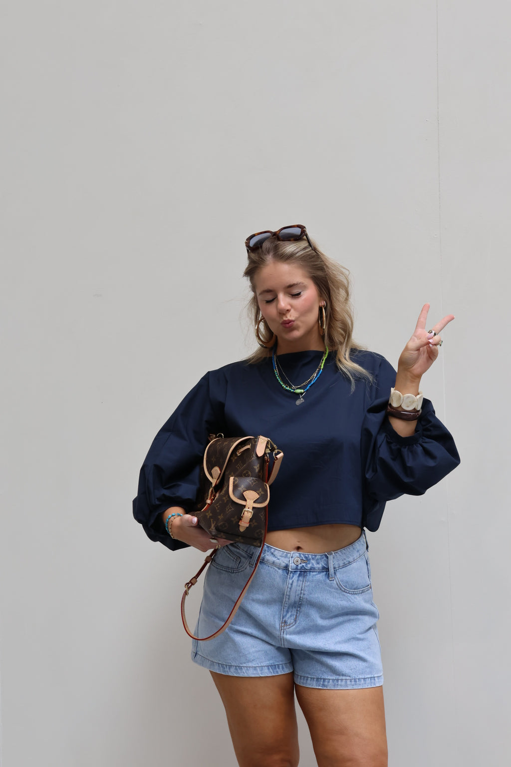 Vive blouse met wijde mouwen marine