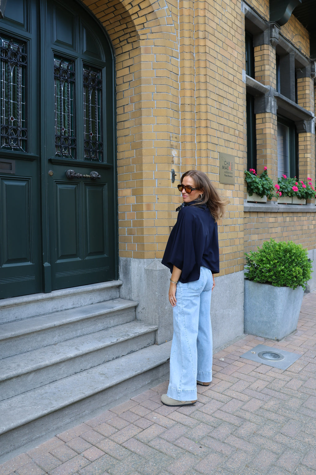 Calista wide leg jeans met detail