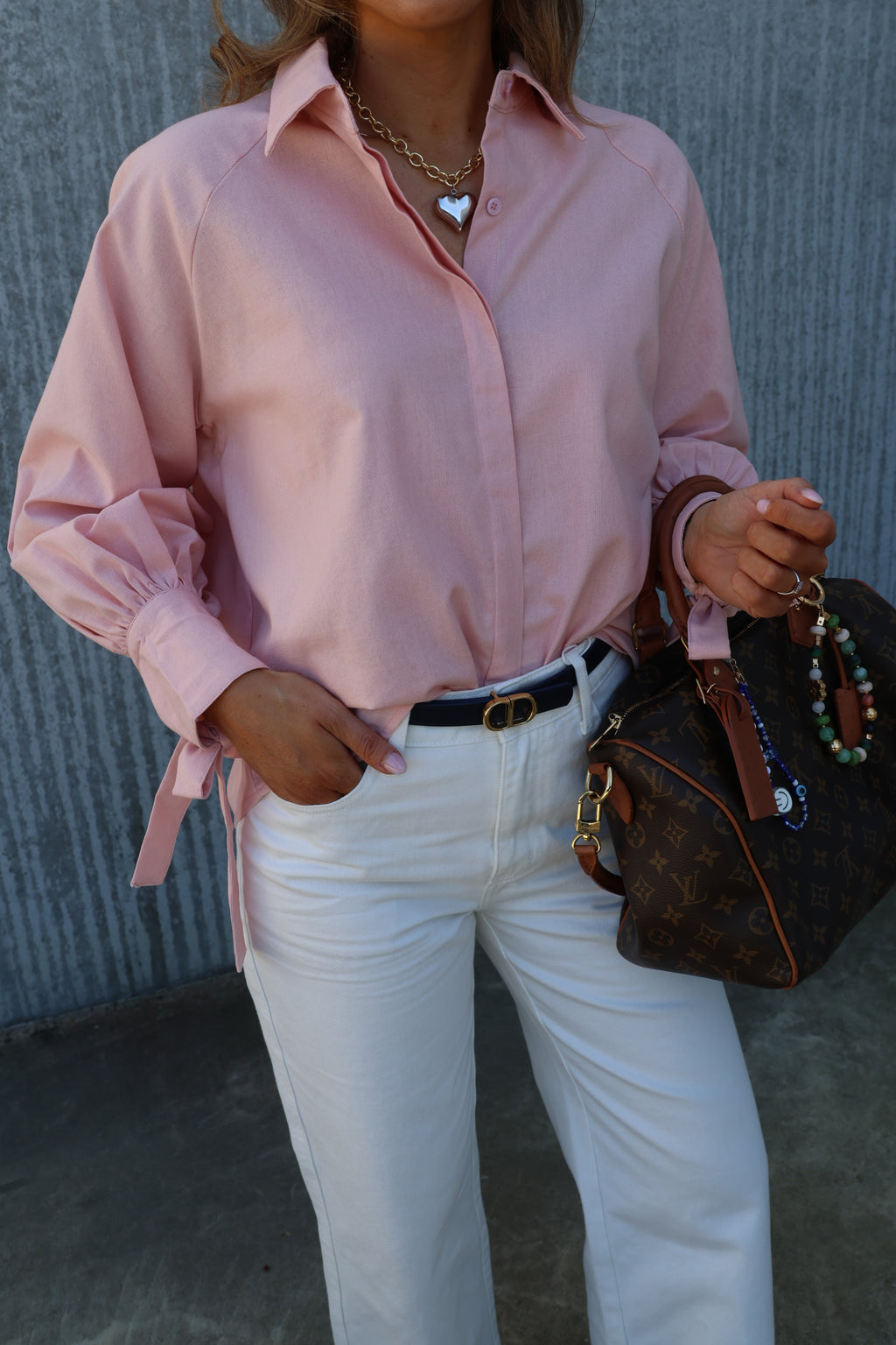 Lola blouse met strikdetail zalmroze