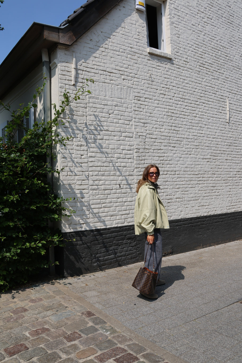 Soraya faux leather vestje zachtgroen