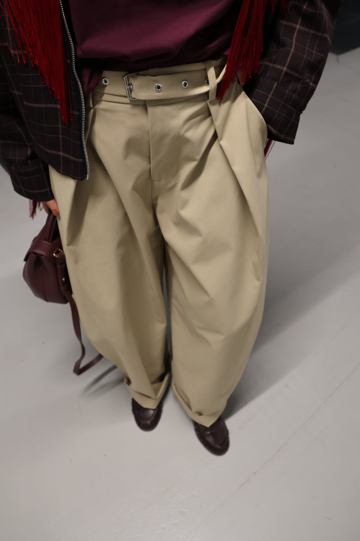Lizzy balloon broek met plooidetail beige