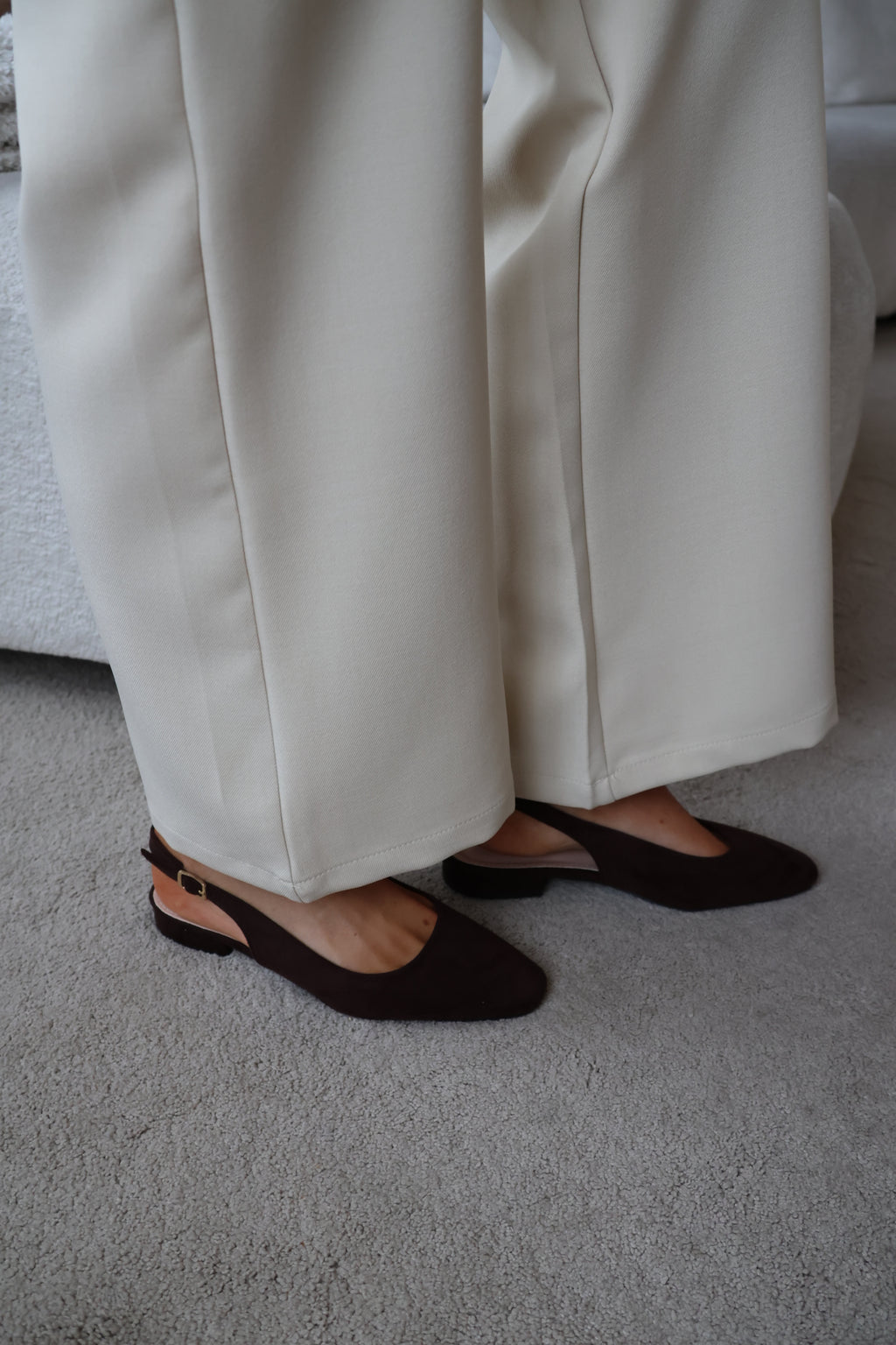 Nomi slingbacks bruin