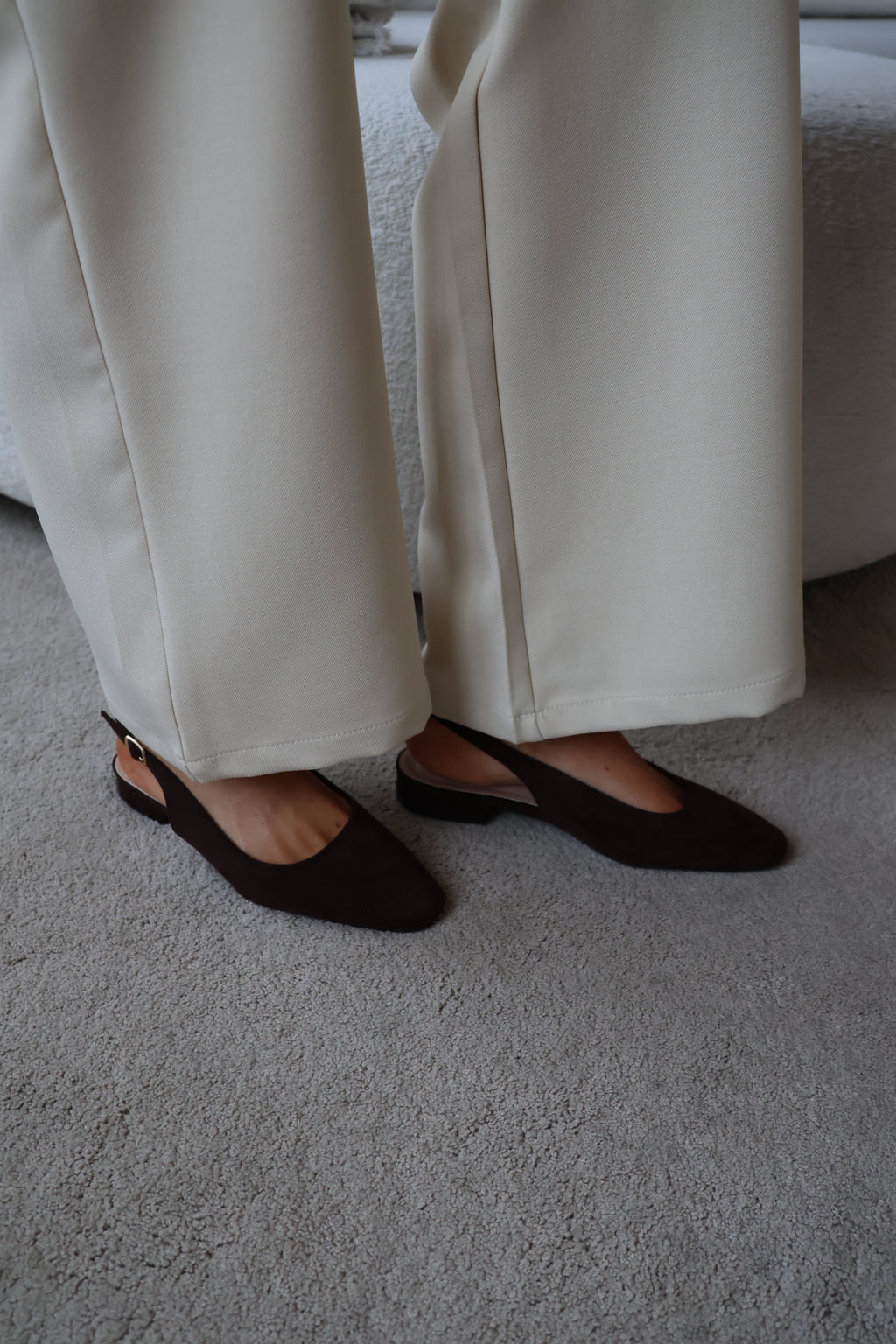 Nomi slingbacks bruin