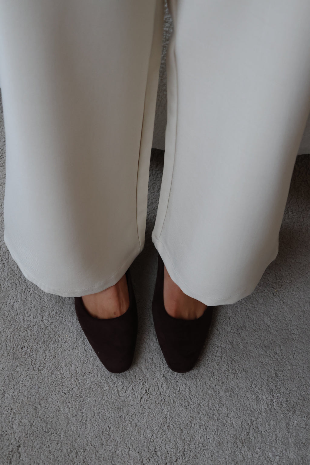 Nomi slingbacks bruin