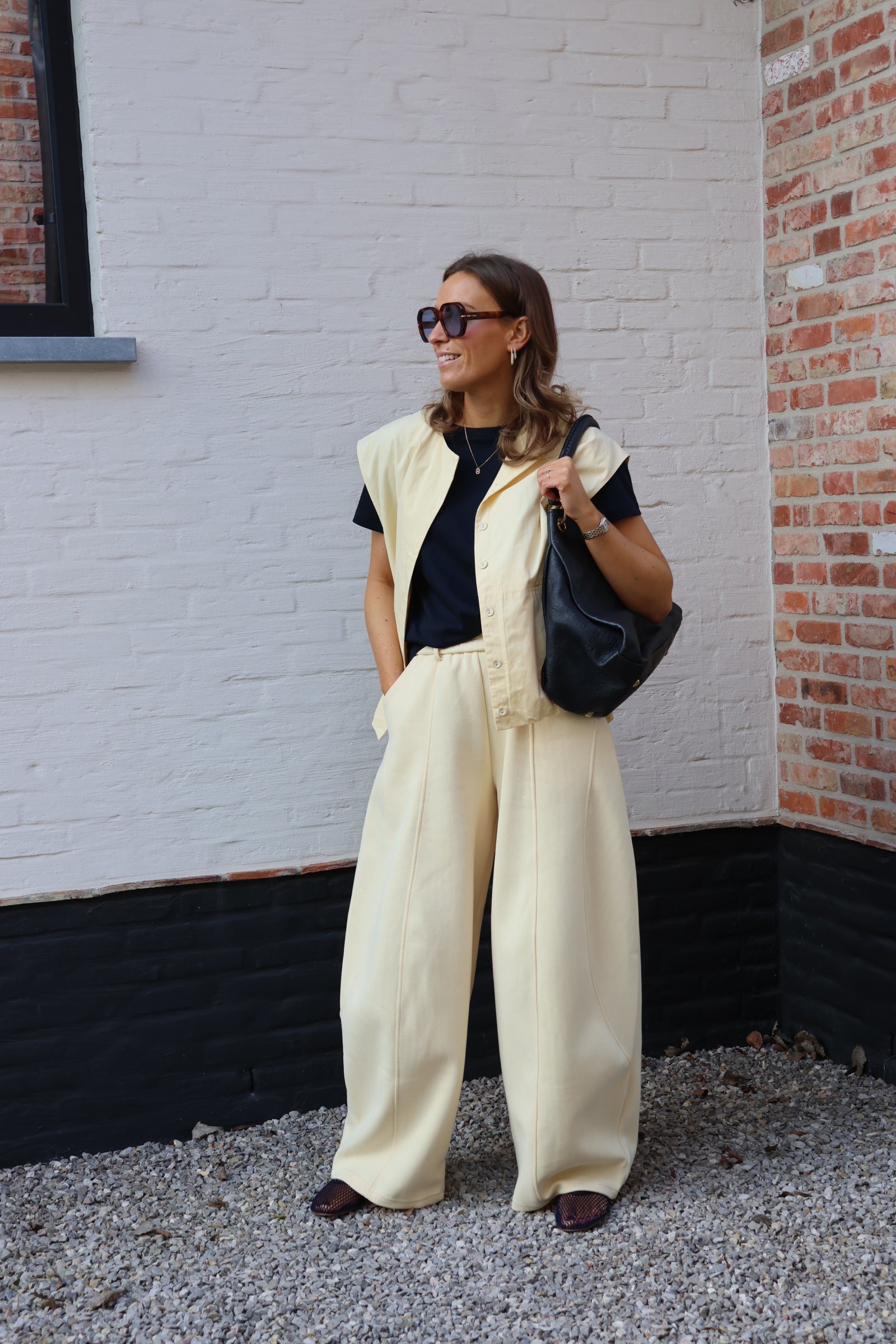 Virginie mouwloos vestje geel