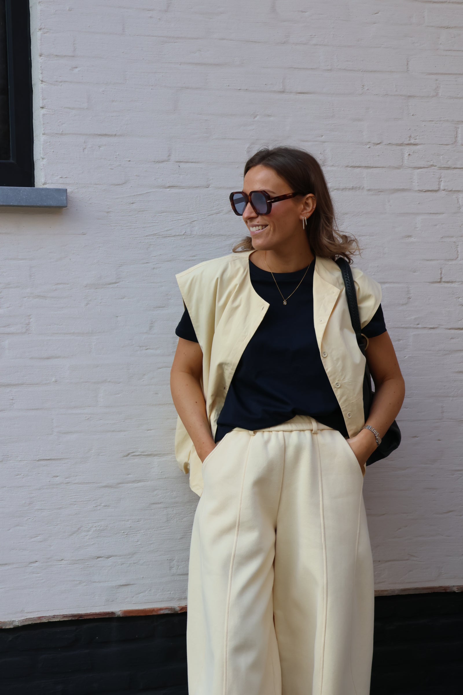 Virginie mouwloos vestje geel