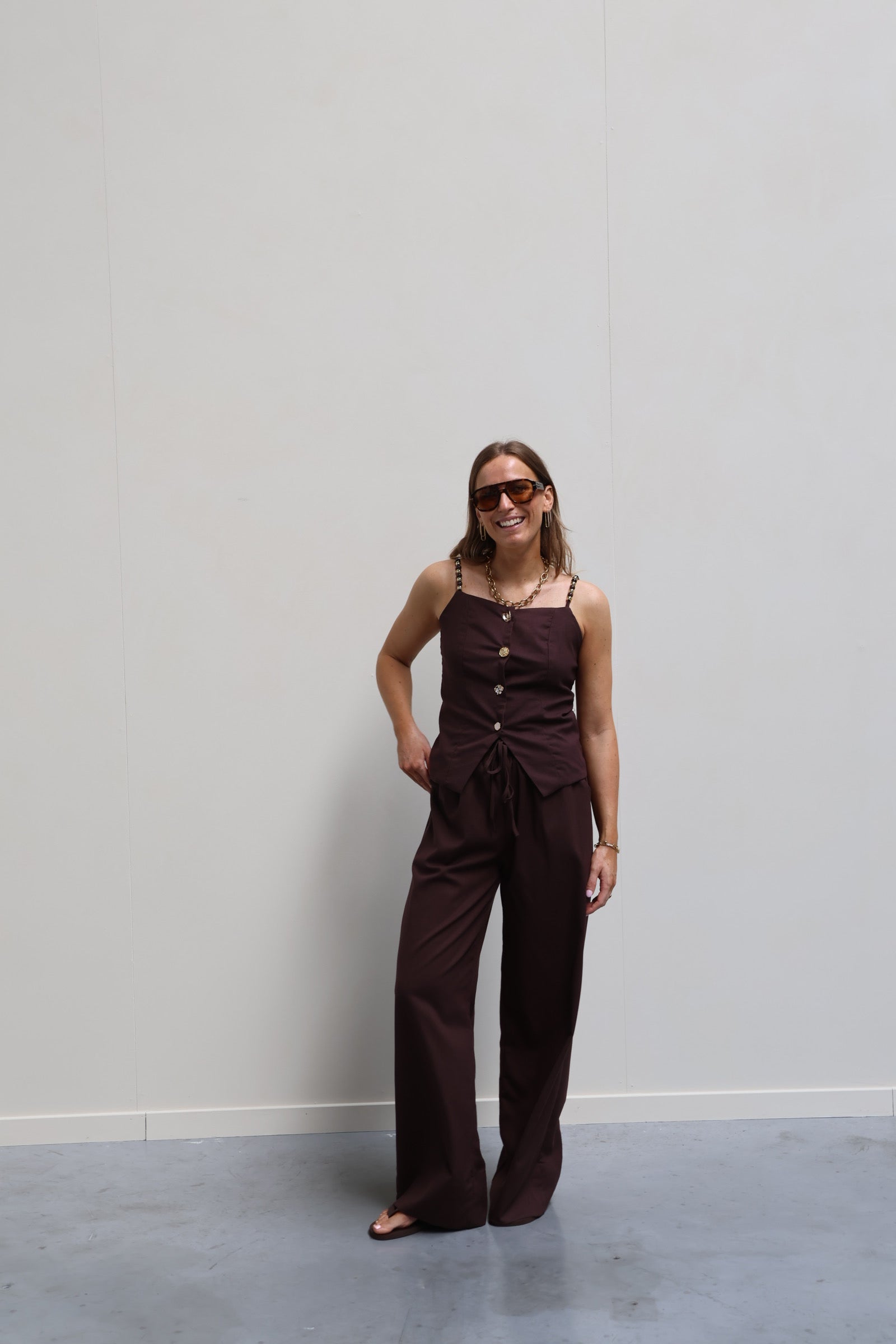 Elodie top met detail bruin