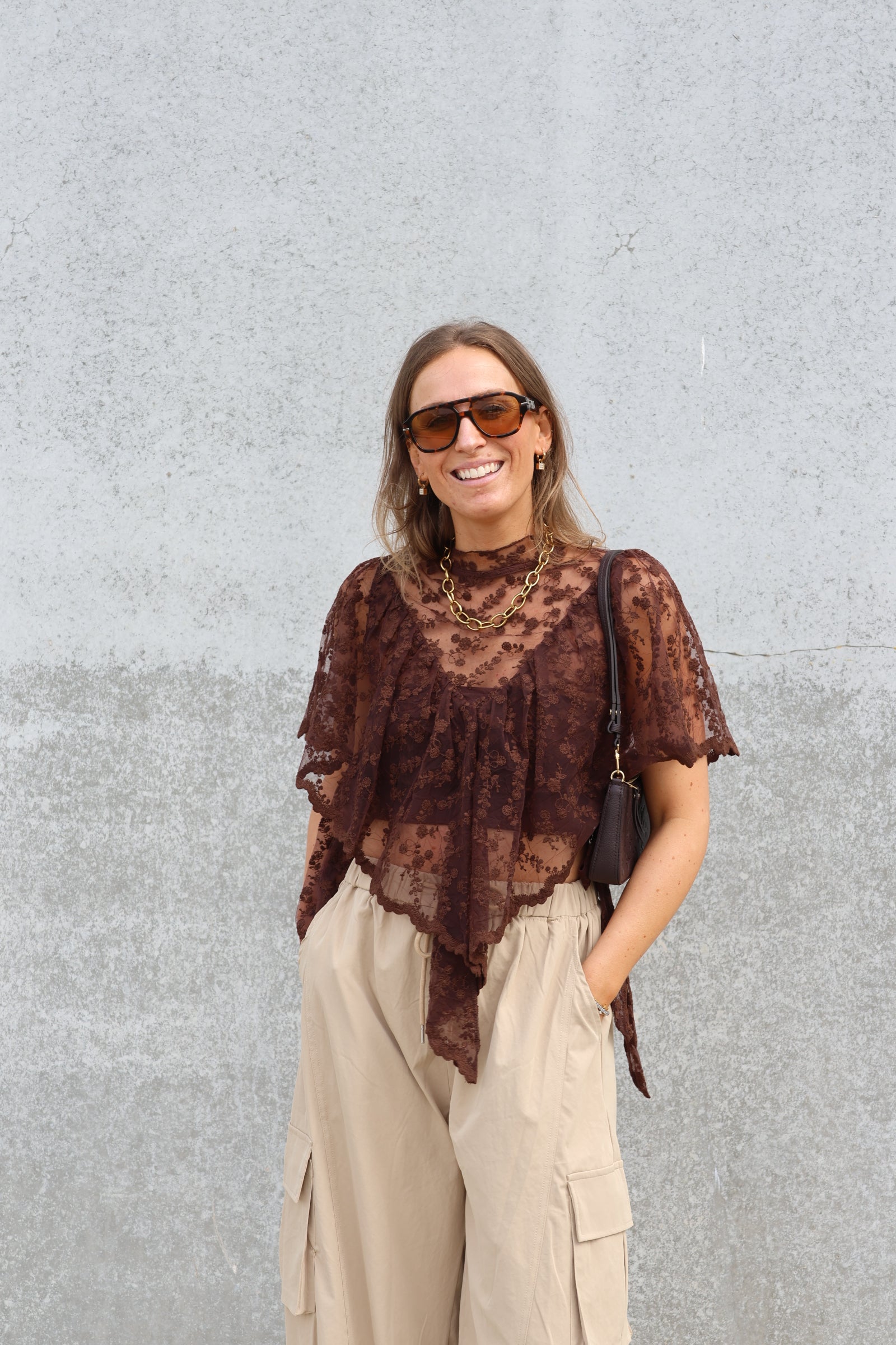 Tess see-trough kanten top bruin