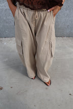 Lena cargo trousers beige
