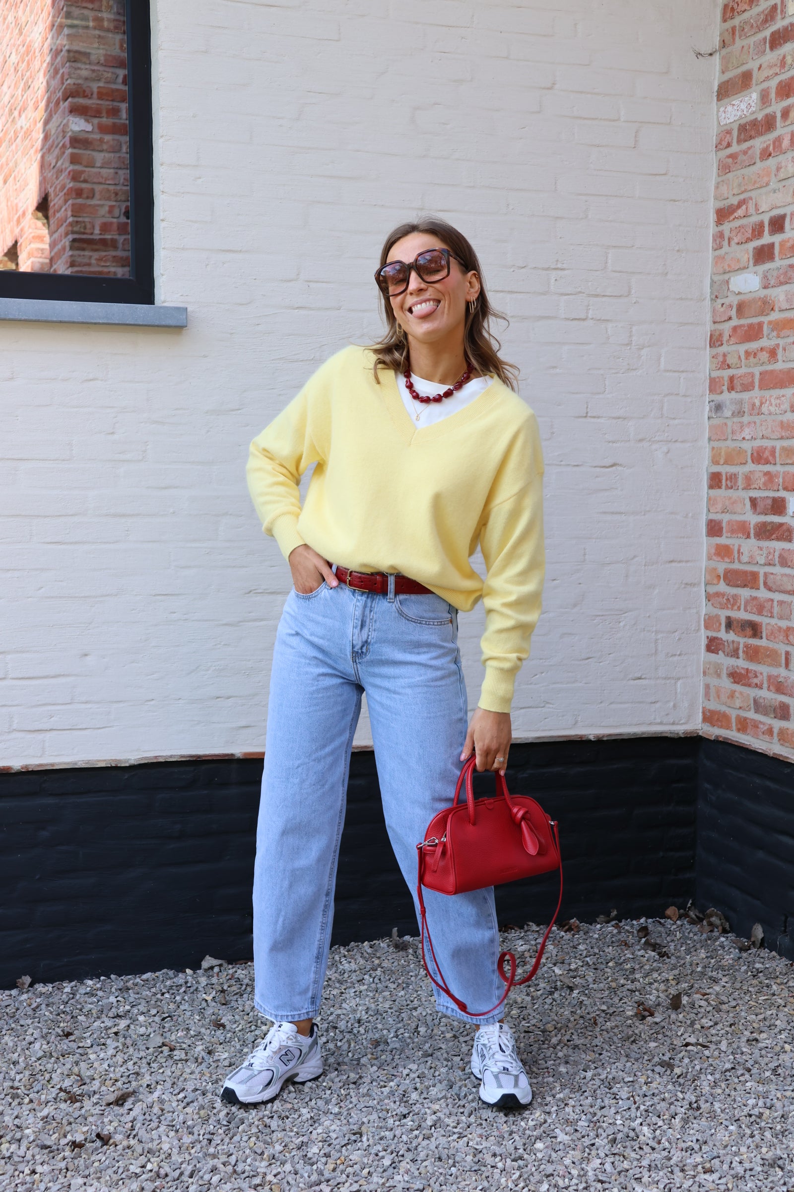 Manon V-neck knit geel