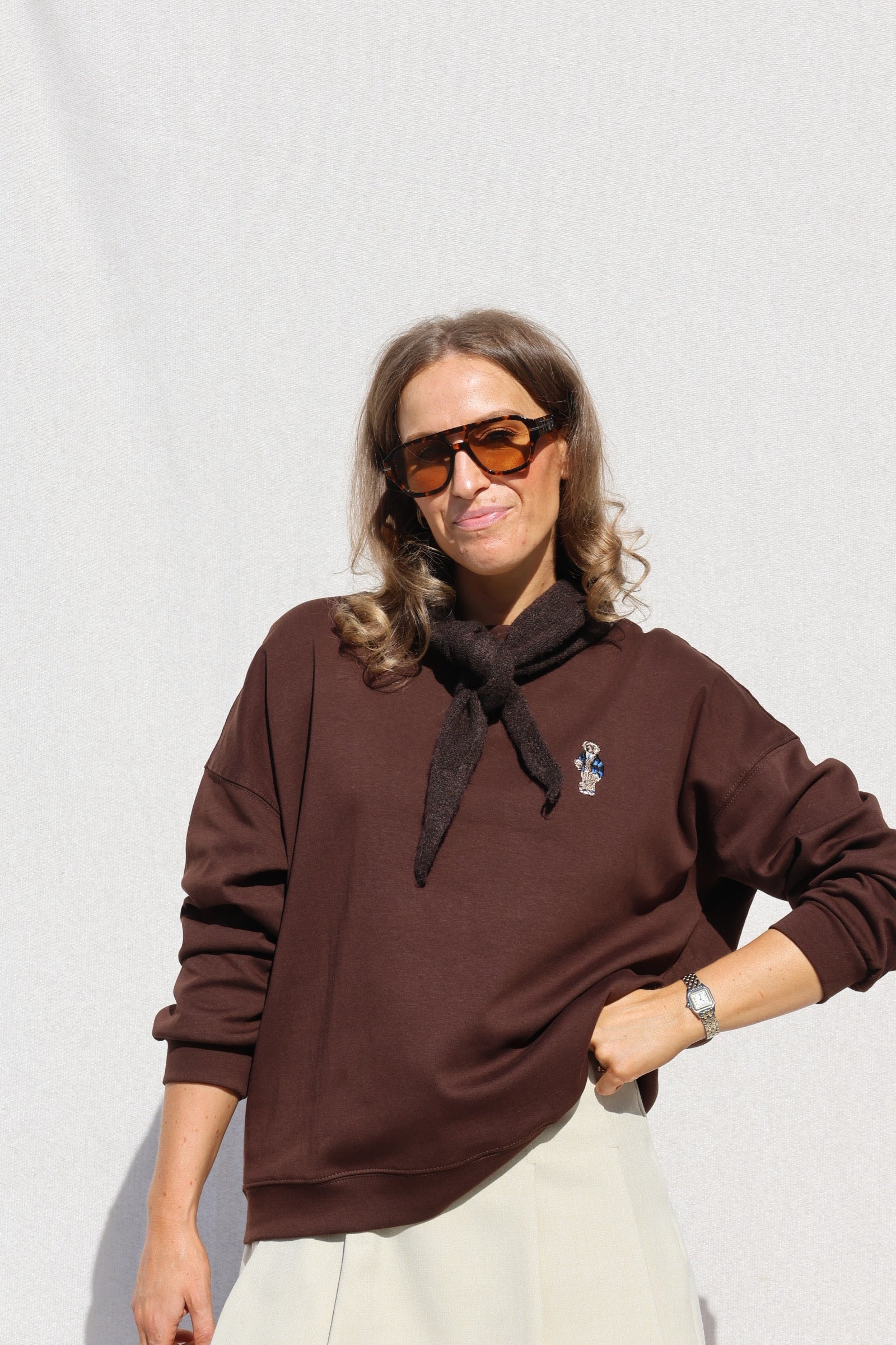 Clarisse sweater met beertje bruin