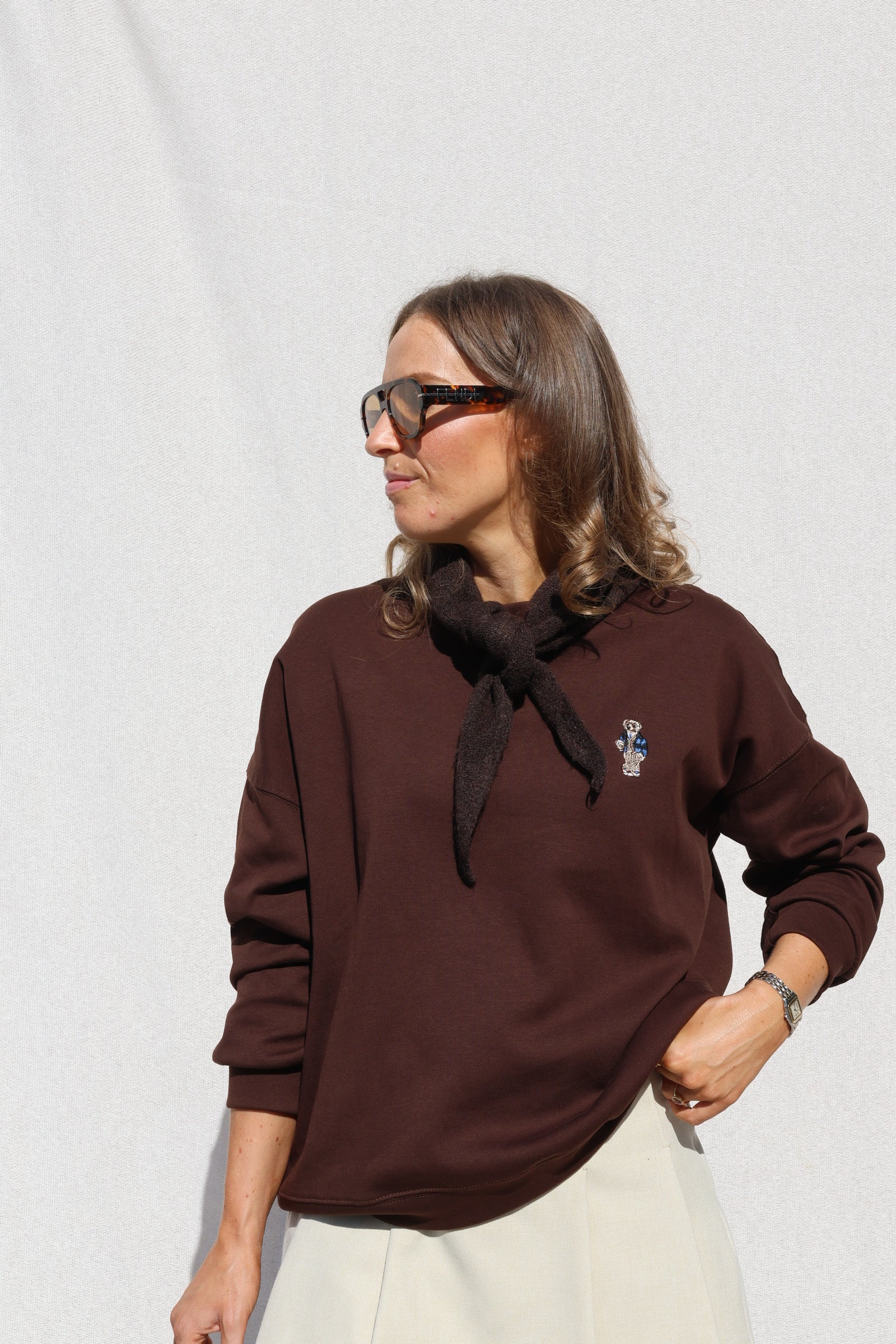 Clarisse sweater met beertje bruin