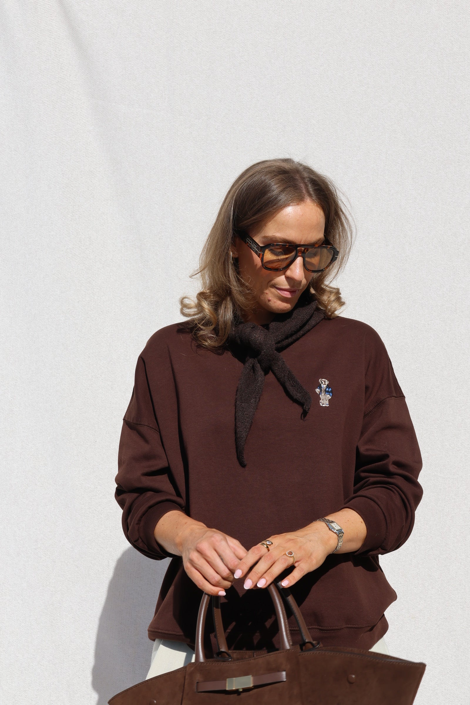 Clarisse sweater met beertje bruin