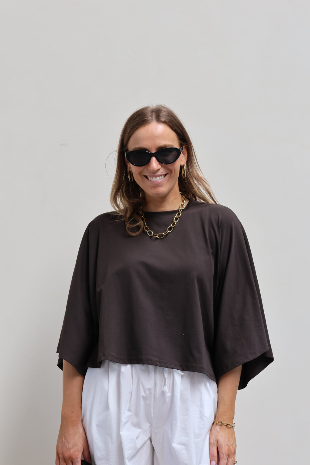 Emma cropped T-shirt bruin