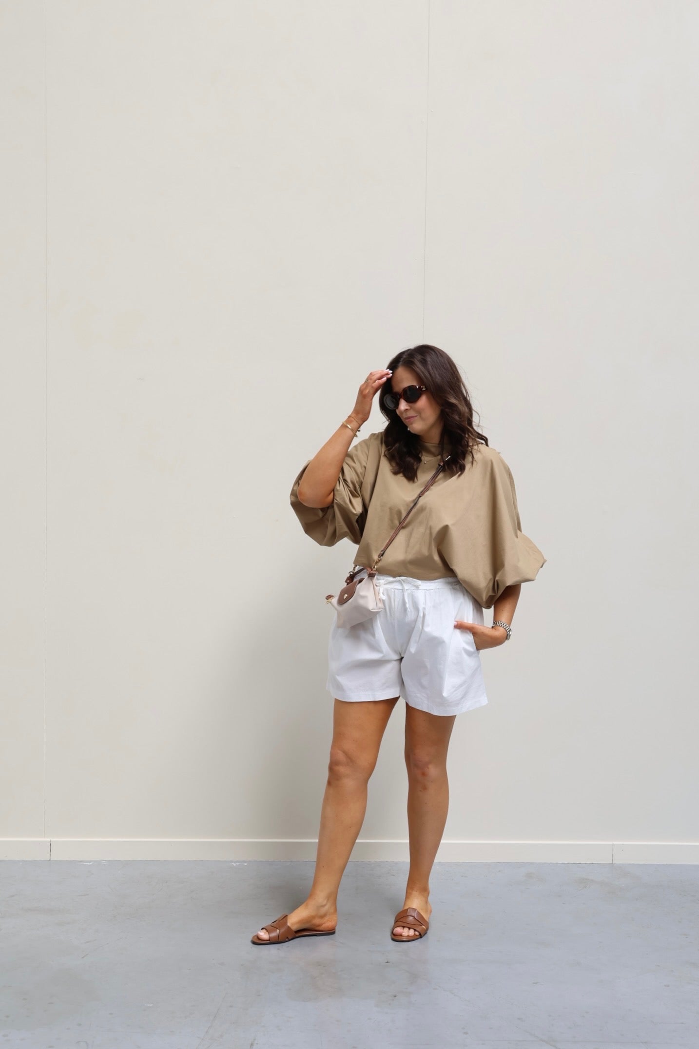 Vive blouse met wijde mouwen beige