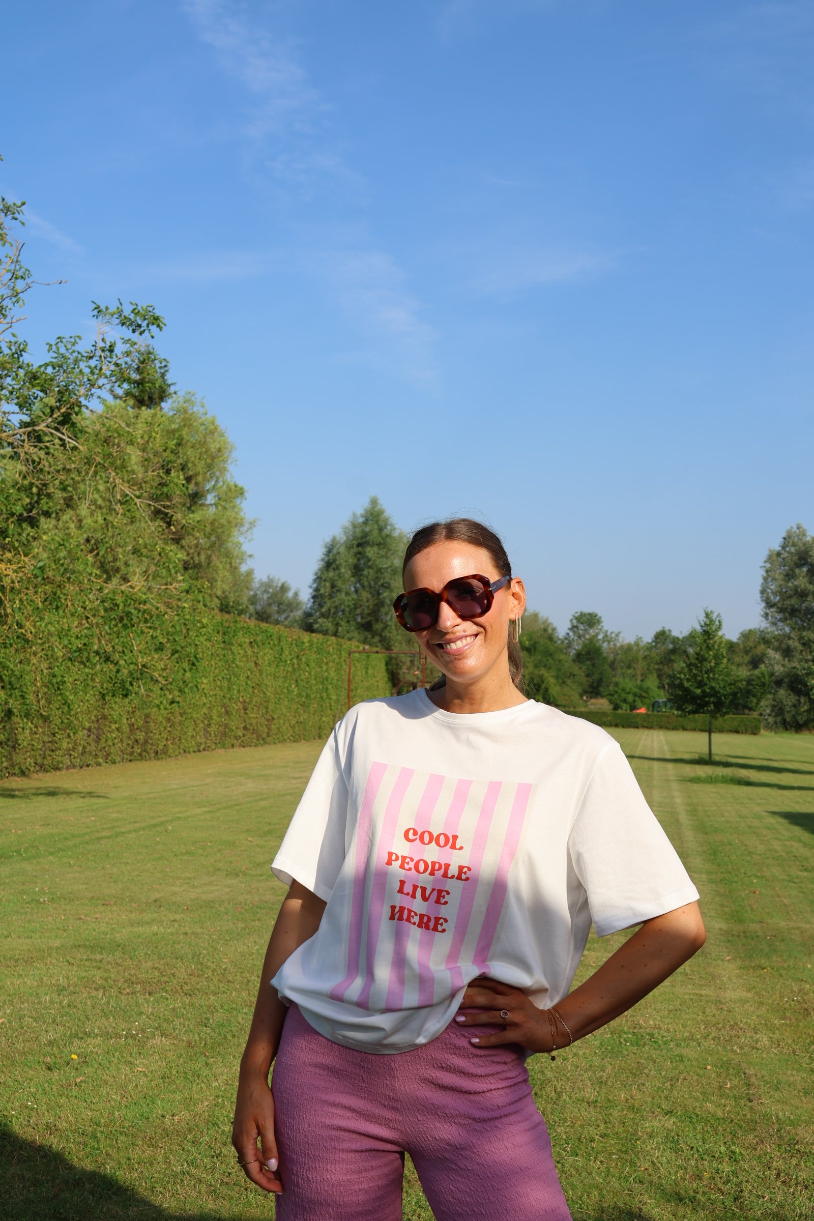 "Cool people live here" T-shirt