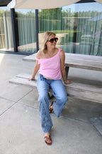 Sara top met detailmouw